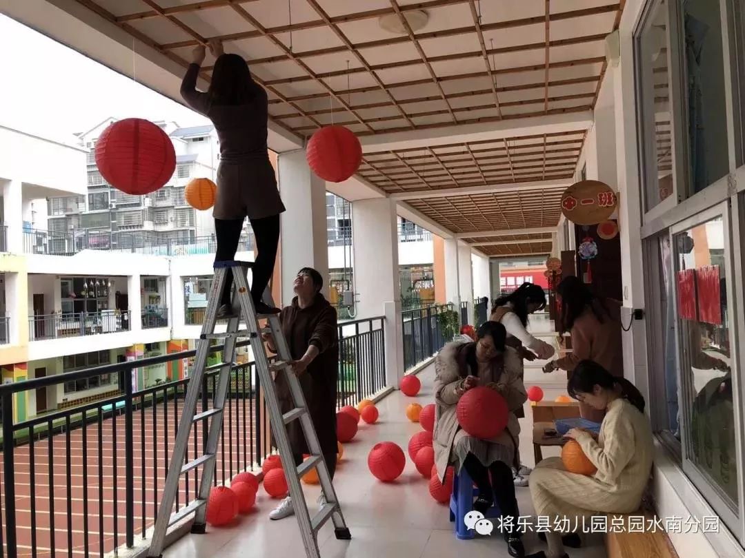 舞龙走进校园,开学典礼舞龙表演