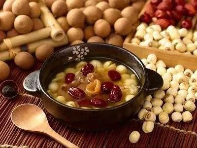 口腔溃疡体内上火用什么煲汤,咳嗽口腔溃疡吃什么饭菜比较好