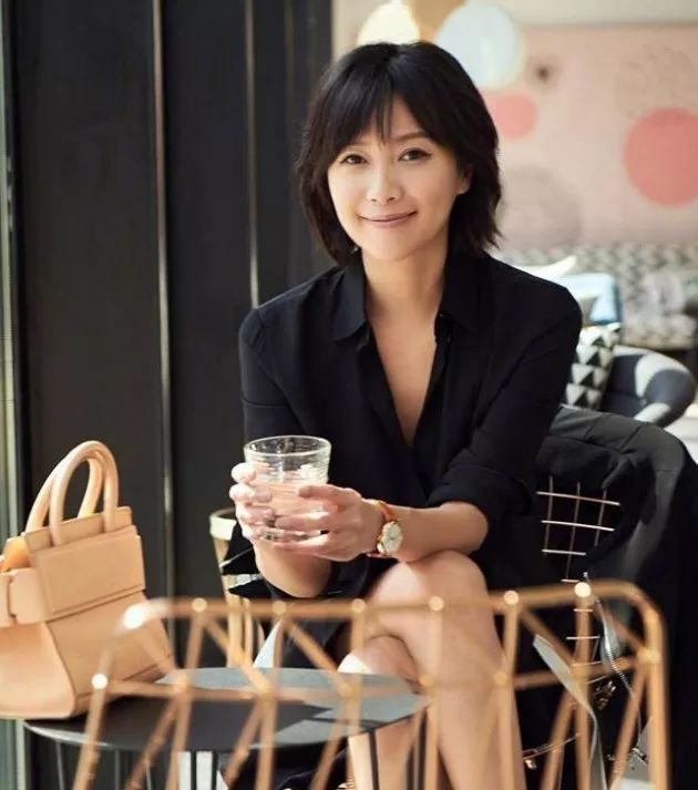 鍗庢枃鑸掍綋,鍗庢枃琛屾シ鍜屽崕鏂囪垝浣撳摢涓洿鍥介