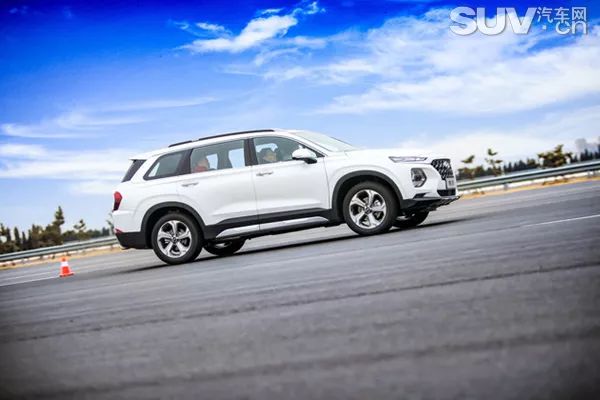 现代四代胜达改装效果图,四代现代胜达百公里加速几秒