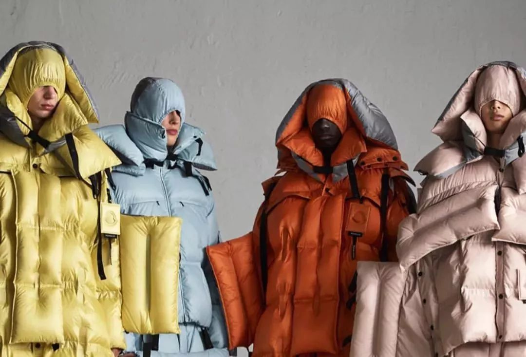 Gap集团将分拆上市；亚马逊推出自助打假计划，允许品牌自行删除山寨产品；京东Toplife被合并到Farfetch中国