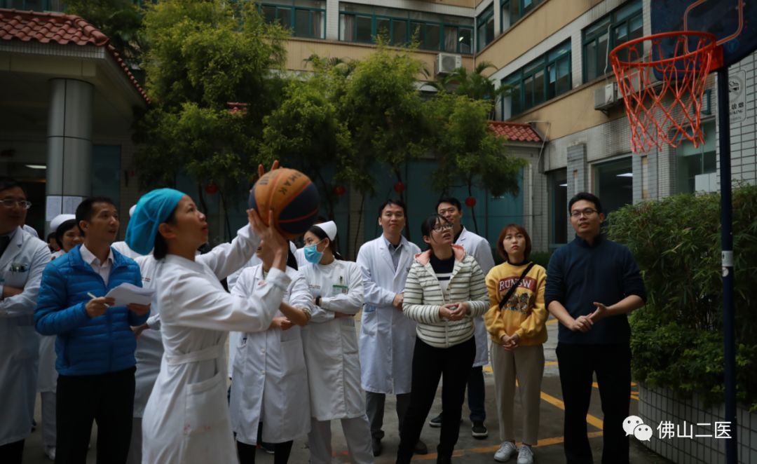 医务人员真会玩，快看，这里有一群灌篮高手！
