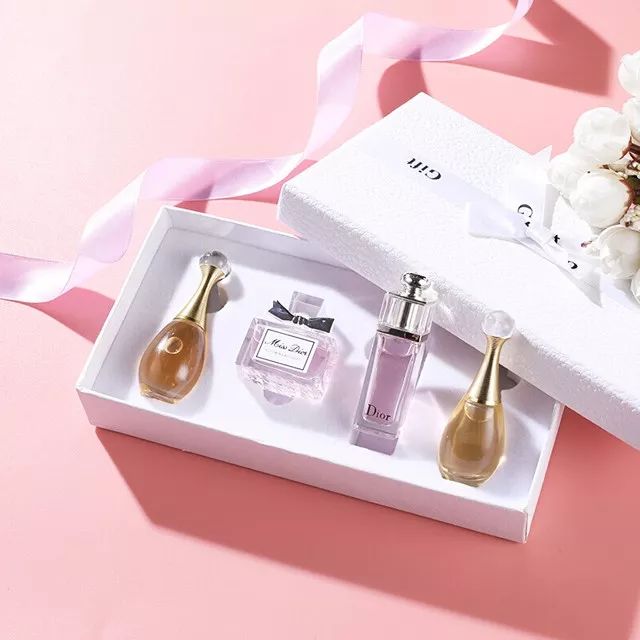 ysl香水气垫口红礼盒,ysl口红香水套装七夕限定礼盒520