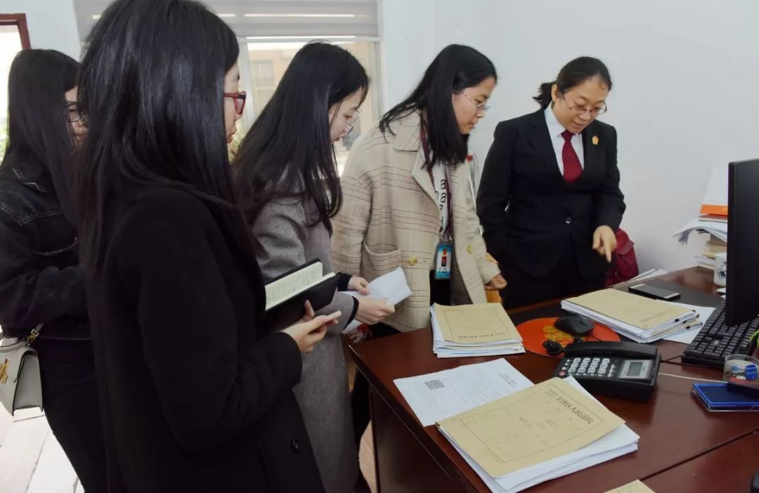 想当法官如何从小做起,当法官的真实感悟