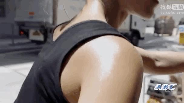 香港罗拉搬运工,香港最美搬运工罗拉