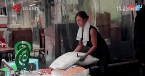 香港罗拉搬运工,香港最美搬运工罗拉