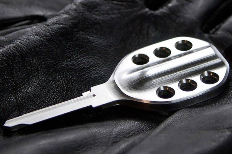 汽车钥匙的智能进化史,盘点最有科技感的车钥匙