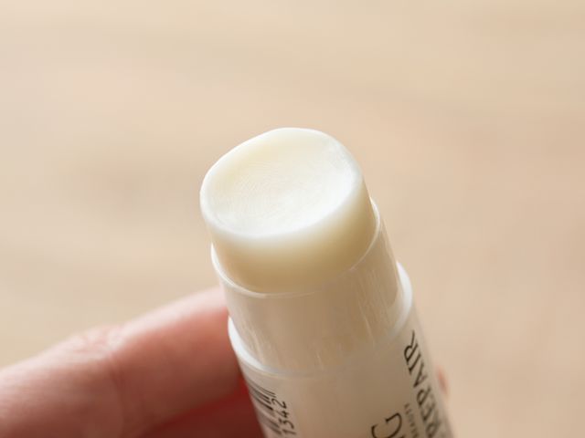 干裂的脚怎么修,干裂的脚后跟有救了