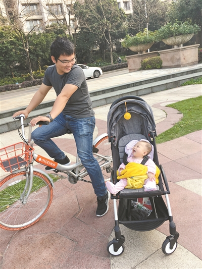 痒了给它“挠挠”痛了给它“搽药”