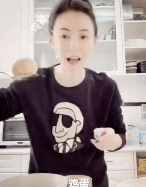 张柏芝的美妆,张柏芝选择了比较自然的妆容