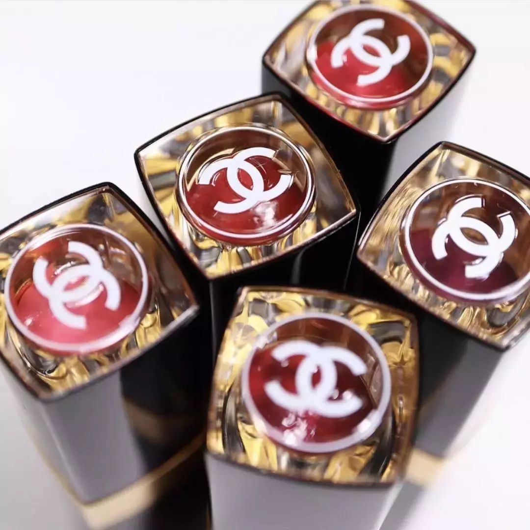 让女生怦然心动的口红,网红少女心爆款口红粉色系正方形