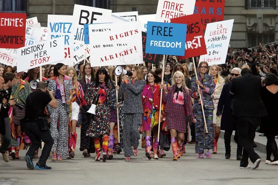 karllagerfeld为什么便宜,国际轻奢karllagerfeld
