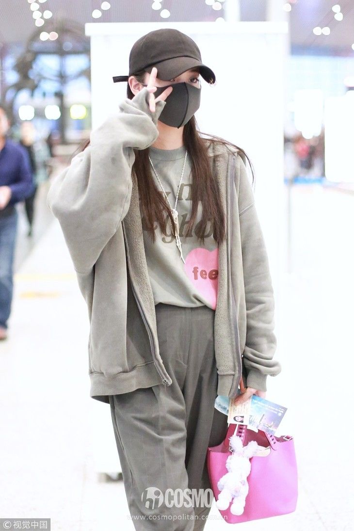 周迅这次种草的包包只要300块，可以拔