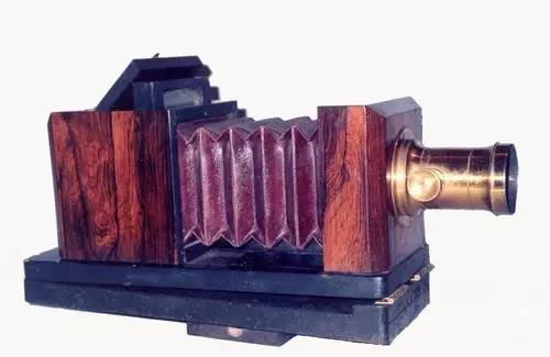 照相机至今已有多少年的历史了,19世纪照相机发展史