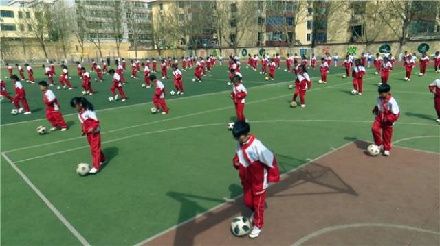 青少年足球联赛火热开赛,全省青少年校园足球联赛开赛