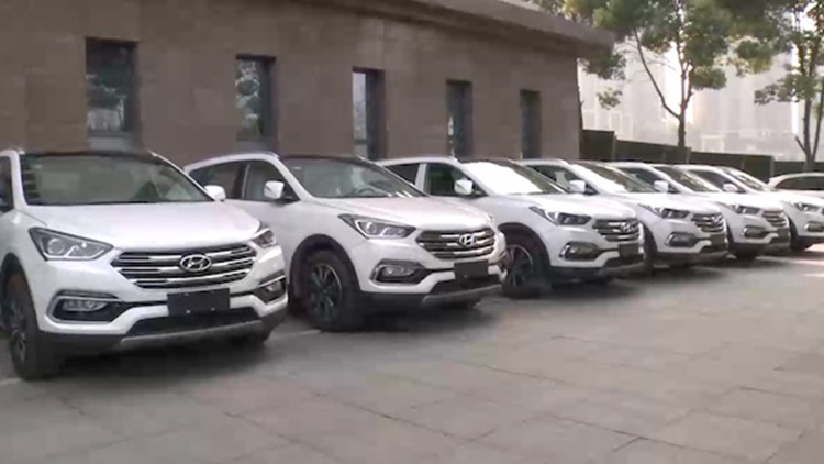 租赁车被原车主拿去抵押,租赁车被抵押然后更换牌照