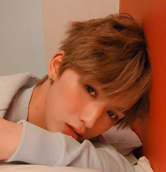 简单干净的欧美雀斑妆,厌倦了精致的妆