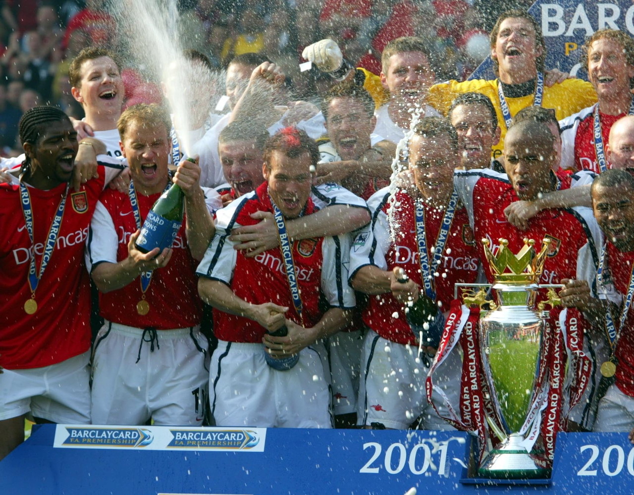 阿森纳曼联十大经典战亨利,来自阿森纳的传奇球星亨利