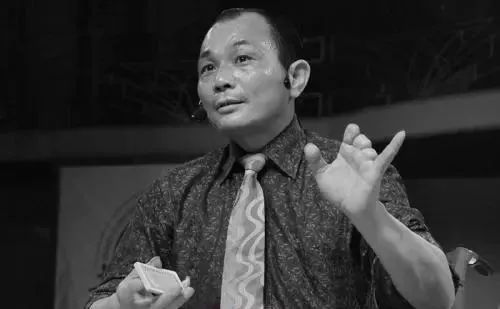 “亚洲赌王”尧建云：600万、两条腿、三根手指，赌王的代价不止家破人亡