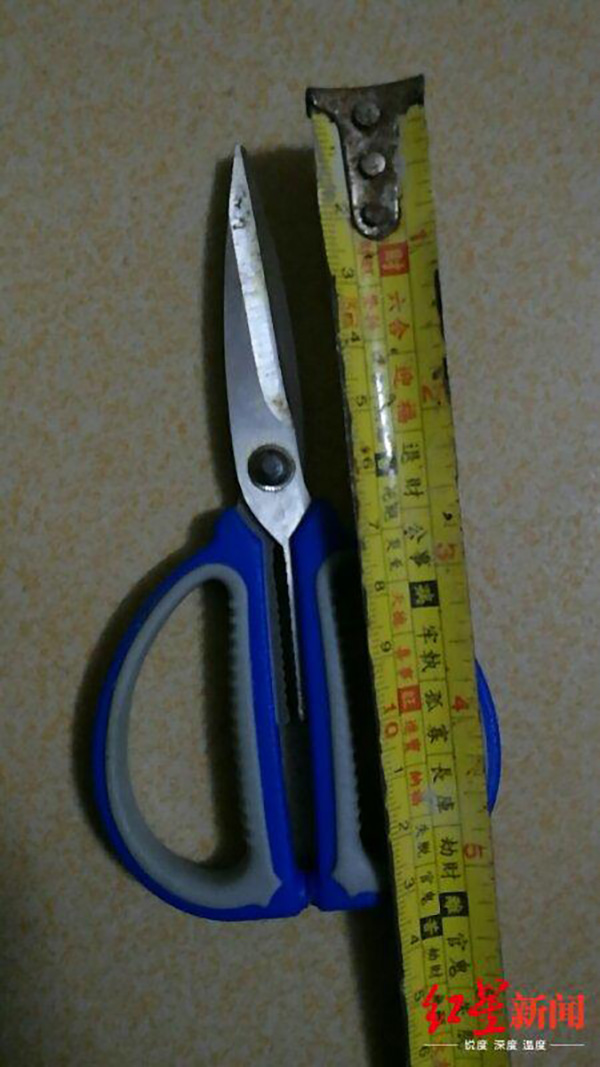 男子遭20多人围殴,男子遭围殴捅伤5人后续