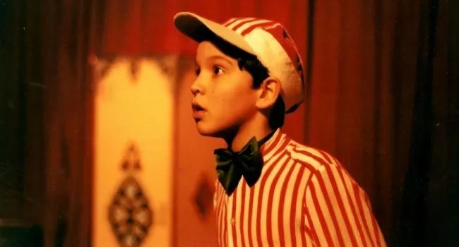 如戏全靠演技,人生如戏全靠演技小女孩一秒入戏