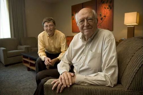 从*血卖**男孩到6000亿商业帝国，他却只想扳倒特朗普？