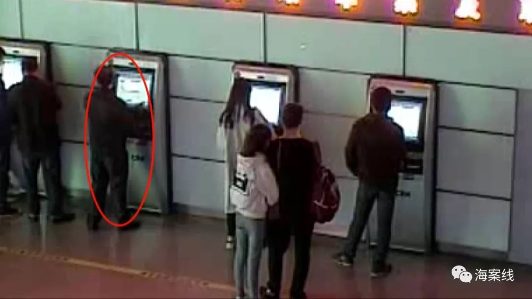 南宁男子加价倒卖火车票,男子收好处费代买火车票被拘