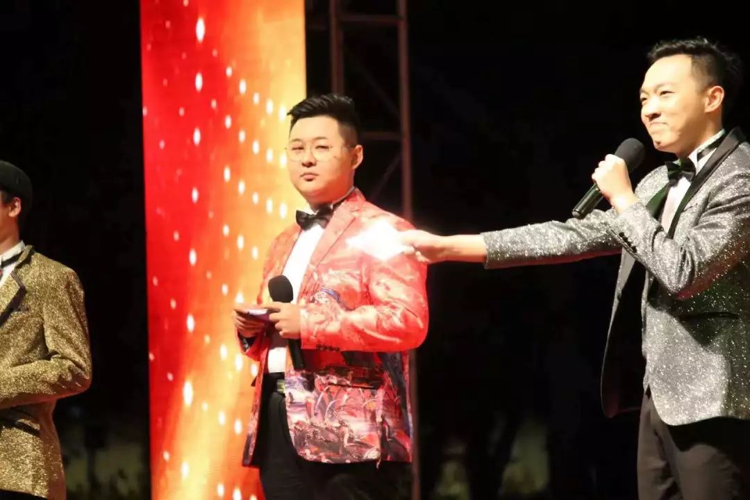 黑洞过后，猜想不止|错过厦大的这部原创话剧，你还要再等一年！