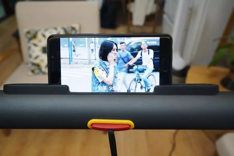 灏忛噾鏅鸿兘鎶樺彔璺戞鏈簁12pro,灏忛噾k12鍜宬15璺戞鏈哄摢娆惧ソ