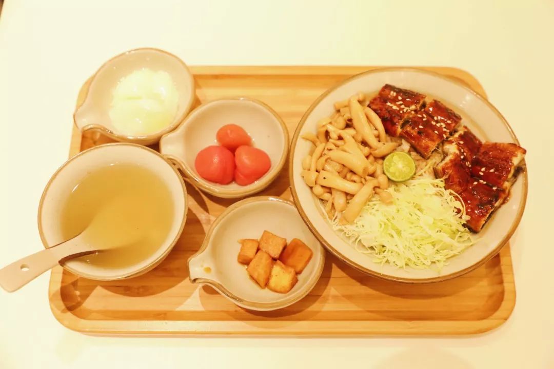 熙地港有啥好吃的,熙地港逛吃