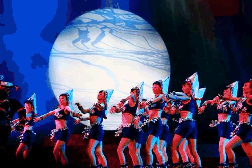 不出昆明就能吃到版纳特色烧烤,不出京城就可以吃遍全国美食