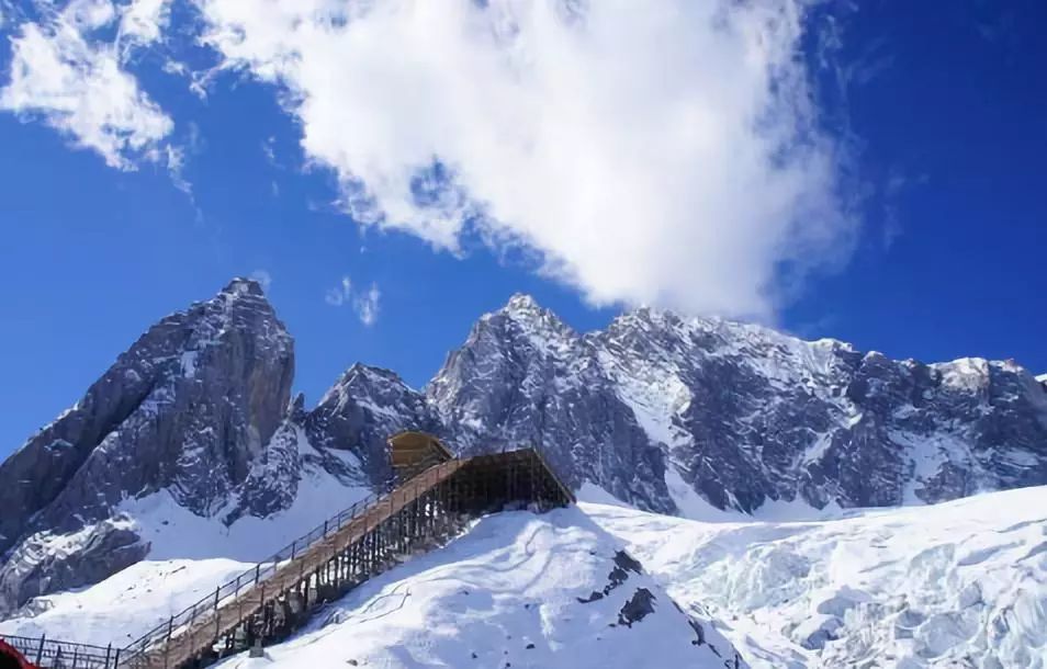 昆明高铁站可以刷二维码进站吗,昆明高铁是用身份证直接进站吗