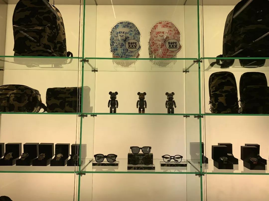 曼谷球鞋图片大全,泰国曼谷球鞋实体店