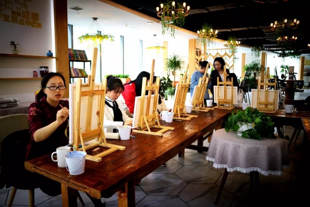 追梦成华|手绘未来!团团周末油画班超有爱~！