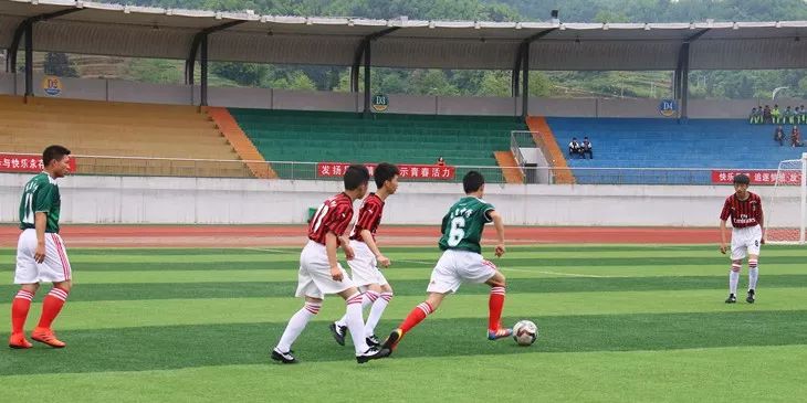 【多图】将来靠你们了！习水县校园足球三级联赛开赛
