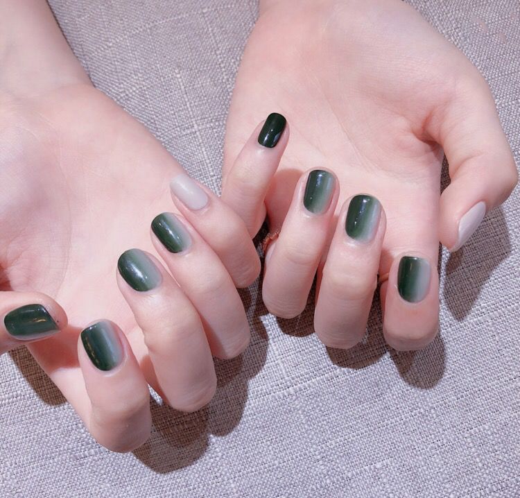 适合夏天的美甲显手白,超显手白的美甲带钻