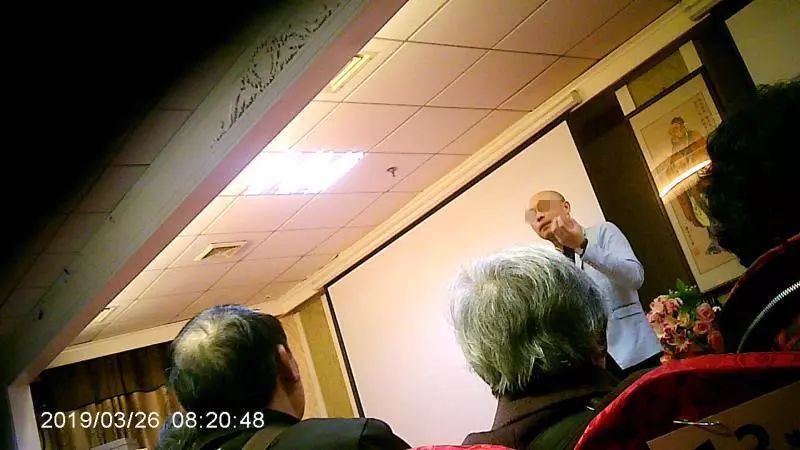 86人被潮水冲走,67人被警方一锅端