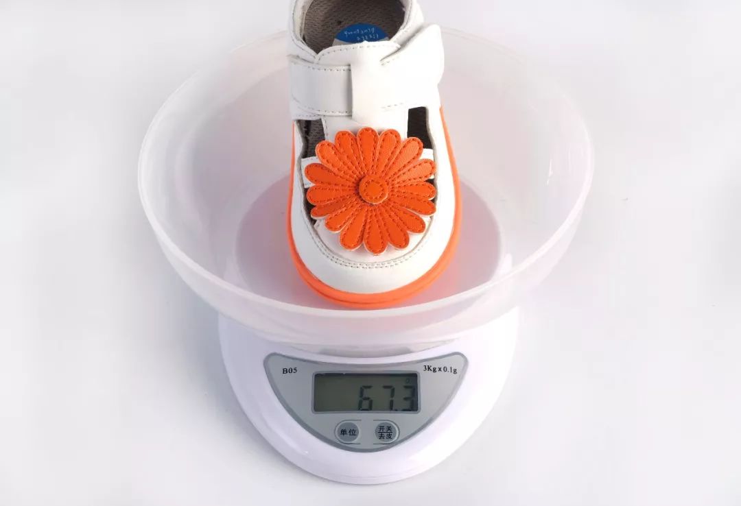 不烧脚又好看的运动风凉鞋推荐,小蓝羊凉鞋男测评