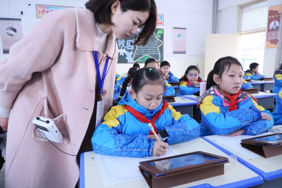 办好让人民满意的教育1500字,办好人民满意的教育短视频