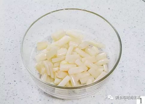 开胃菜泡椒藕片,开胃爽口酸辣藕片