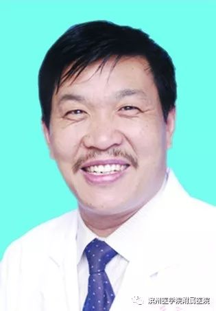 手指发红发白怎么回事,手指突然变色是什么情况