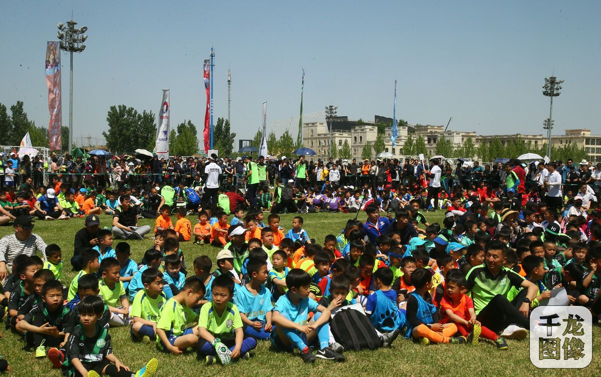 2019北京市级社会足球活动第5届“爱踢客”杯国际足球邀请赛举行