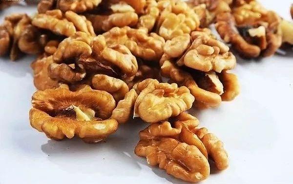 可怕!五一游玩,17个月大的孩子吃了这东西,心跳呼吸停止……