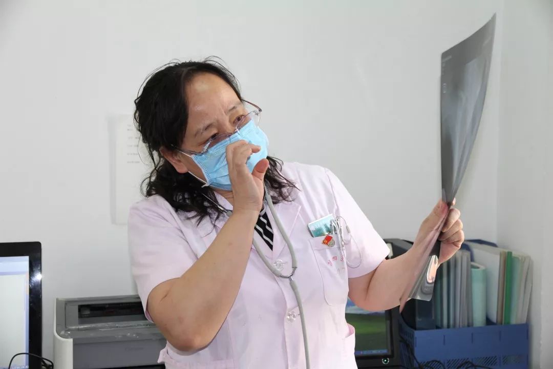 “平凡”人生丨称职的医生却是一个“不称职”的妈妈？30年的坚守，她有话说···