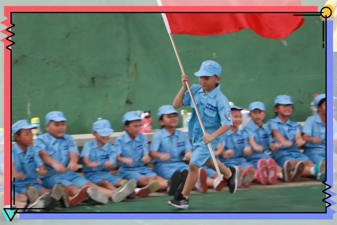 绾㈣壊澶忎护钀ヤ笢绾靛皬鎴樺＋,闈掑皯骞寸孩鑹插啗浜嬪浠よ惀