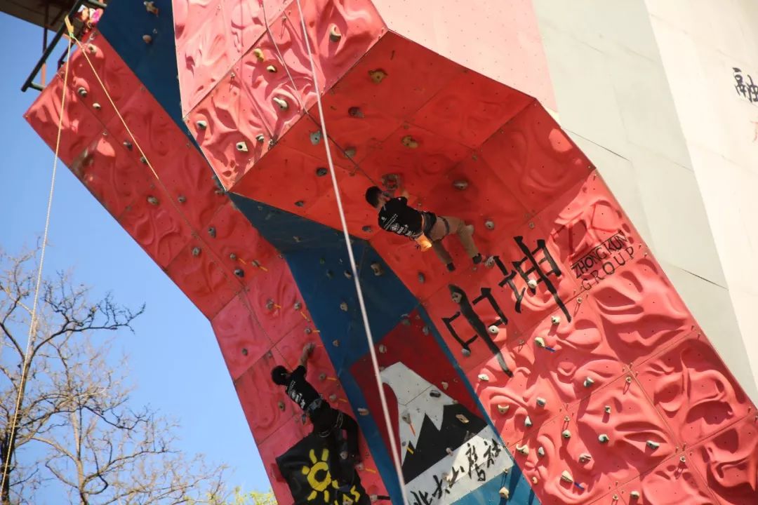 他们的青春，有你年轻时玩户外的影子