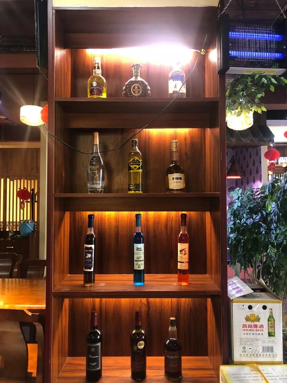 狂舔手指不能停！簋街仔仔小龙虾超值抢购来啦！仅66元抢原价150元给力虾双人套餐！满分的味道，极致的享受！快来pick一下！