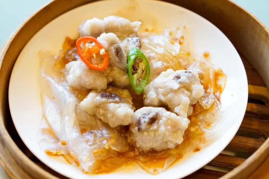 曾任职米其林一星！20年经验大厨匠心打造！JW万豪酒店74道港式料理畅吃宴！