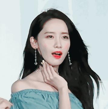 美人计|朴信惠和允儿的发色真显肤白啊！