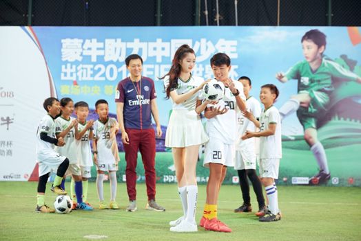 恒大足校小将破茧成蝶,恒大足校小将获高度认可